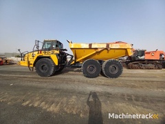 komatsu-hm400-3r-4-pcs-available-in-abu-dhabi
