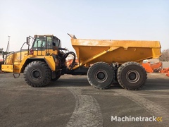 komatsu-hm400-3r-4pcs-available-in-abu-dhabi