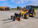 Minituur van CAT 906 (Bucket+Forks)