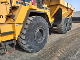 Minituur van Komatsu HM400-3R (4 pcs available in Abu Dhabi)