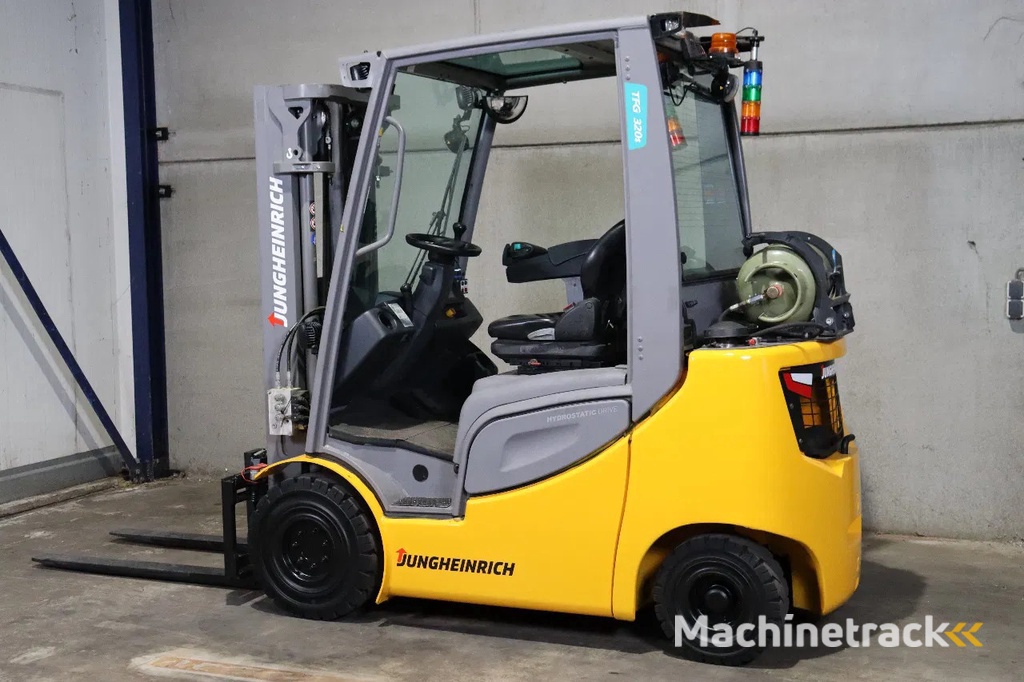 Jungheinrich TFG 320s