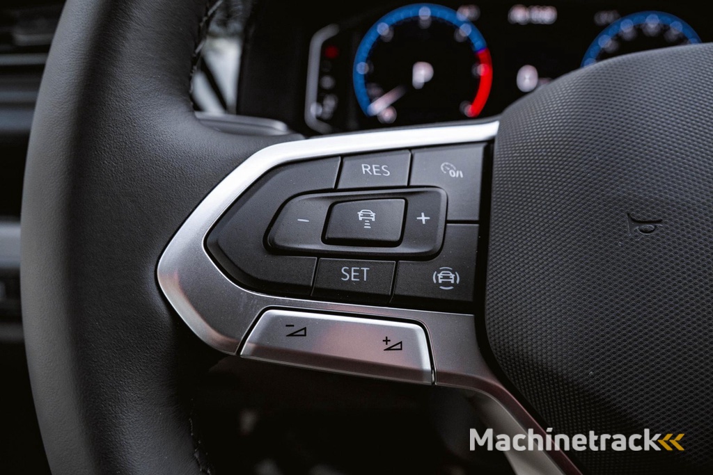 Volkswagen Transporter T6.1 CARAVELLE 2.0 TDI 150 PK DSG L2H1 DUB/CAB A-Klep ACC | LED | Digital Cockpit | Leder | Apple Carplay/Android Auto