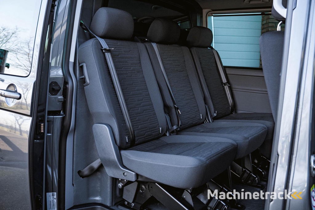 Volkswagen Transporter T6.1 CARAVELLE 2.0 TDI 150 PK DSG L2H1 DUB/CAB A-Deuren ACC | LED | Digital Cockpit | Virtual Cockpit |