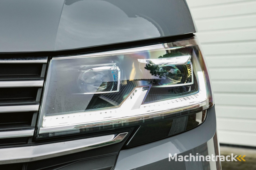 Volkswagen Transporter T6.1 2.0 TDI 204 PK DSG CARAVELLE L2H1 A-KLEP DUB/DUB ACC | LED | Leder | Privacy glass | 2x schuifdeuren