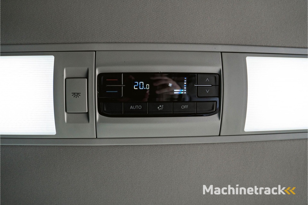 Volkswagen Transporter T6.1 2.0 TDI 204 PK DSG CARAVELLE L2H1 A-KLEP DUB/DUB ACC | LED | Leder | Virtual Cockpit | Privacy glass |