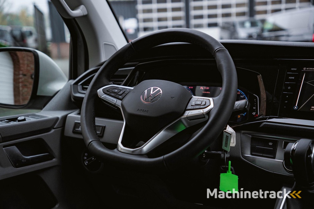 Volkswagen Transporter T6.1 2.0 TDI 150 PK DSG CARAVELLE L2H1 DUB/CAB A-Deuren ACC | LED | Digital Cockpit | Leder | Apple Carplay/Android Auto