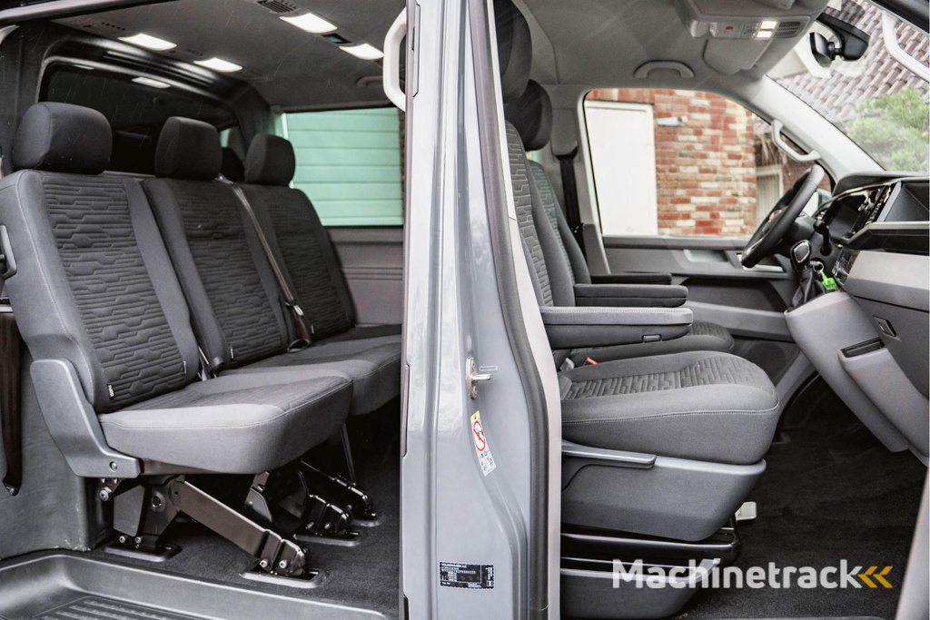 Volkswagen Transporter T6.1 2.0 TDI 150 PK DSG CARAVELLE L2H1 DUB/CAB A-KLEP ACC | LED | Privacy glass | Apple Carplay/Android Auto