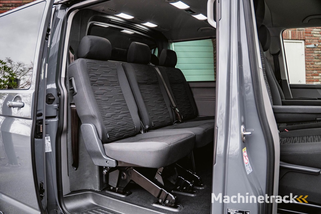 Volkswagen Transporter T6.1 2.0 TDI 150 PK DSG CARAVELLE L2H1 DUB/CAB A-KLEP ACC | LED | Privacy glass | Apple Carplay/Android Auto