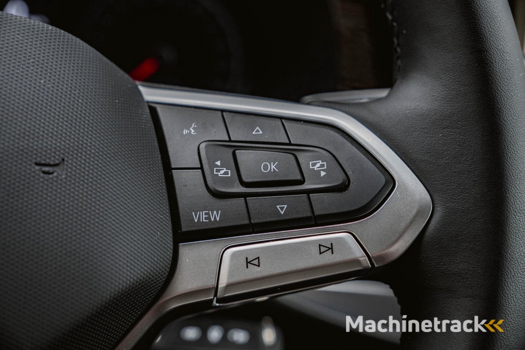 Volkswagen Transporter T6.1 2.0 TDI 150 PK DSG CARAVELLE L2H1 DUB/CAB A-KLEP ACC | LED | Privacy glass | Apple Carplay/Android Auto