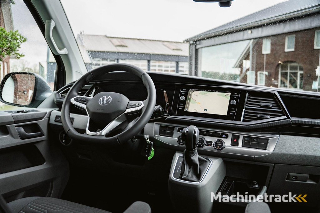 Volkswagen Transporter T6.1 2.0 TDI 150 PK DSG CARAVELLE L2H1 DUB/CAB A-KLEP ACC | LED | Privacy glass | Apple Carplay/Android Auto