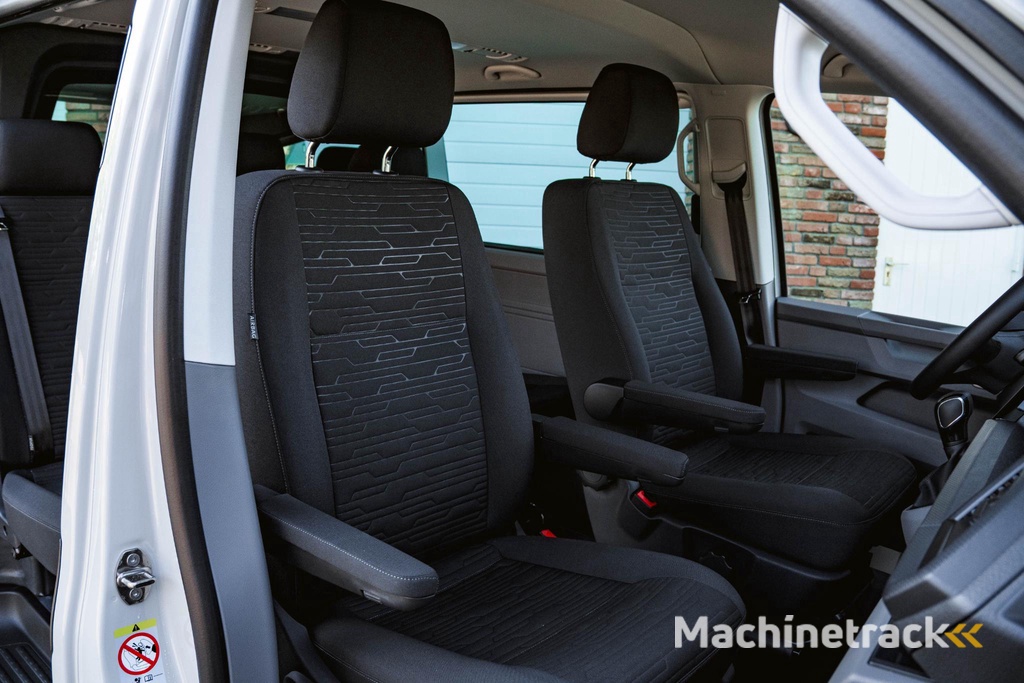 Volkswagen Transporter 2.0 TDI L2H1150PK DUB/CAB LED NAVI Caravelle T6.1 150 PK DSG DUB/CAB