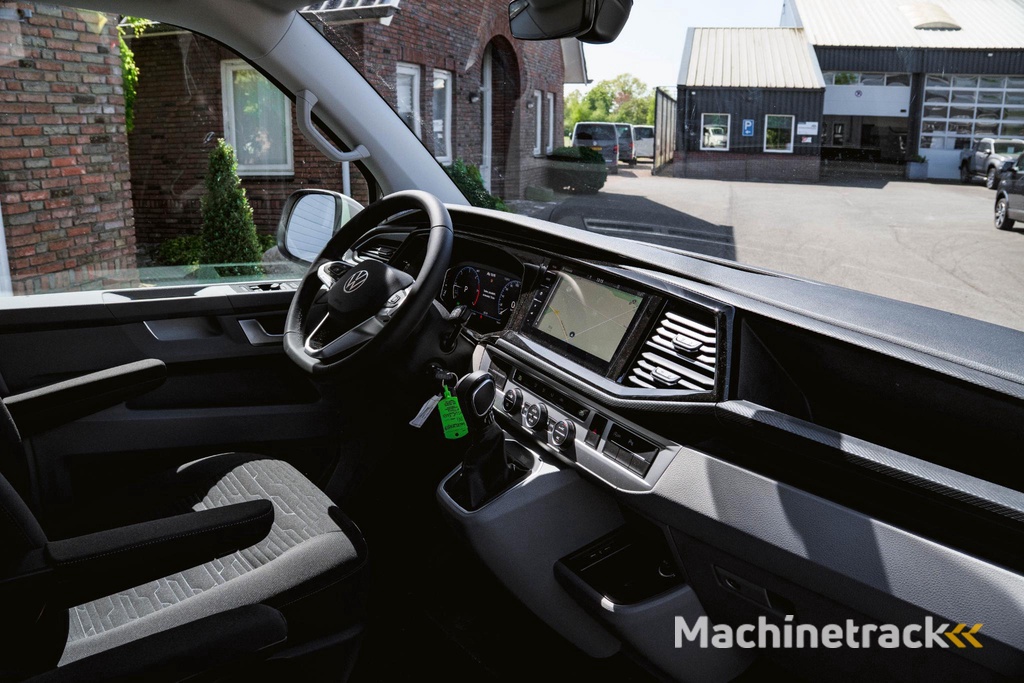 Volkswagen Transporter 2.0 TDI L2H1 150PK DSG DUB/CAB Caravelle T6.1 150 PK DSG DUB/CAB