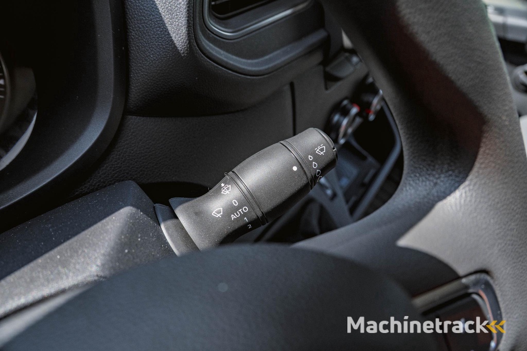 Renault Master 2.3 dCi 135PK L3H2 NAVI CAMERA PDC V+A Renault Master T35 2.3 dCi 135 L3H2 Comfort