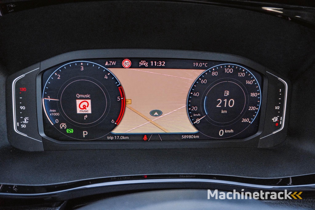 Volkswagen Caravelle 4-MOTION 204pk Highline CARAVELLE DSG L2H1