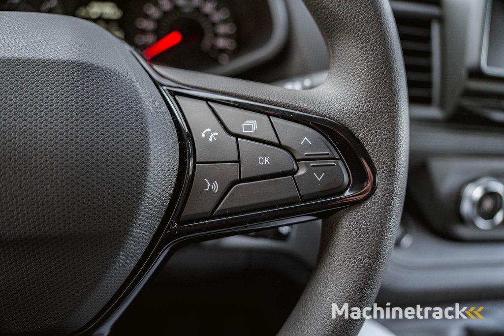 Renault Trafic 2.0 Blue dCi 150 pk L2H1 BPM Vrij, Apple Carplay