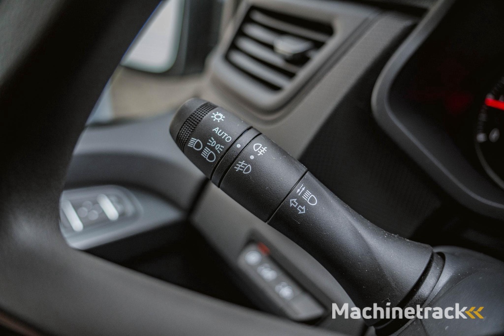 Renault Trafic 2.0 Blue dCi 150 pk L2H1 BPM Vrij, Apple Carplay