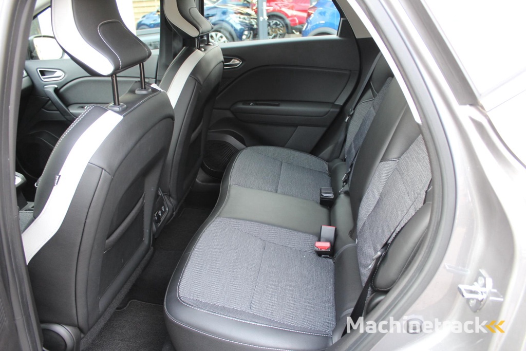 Renault Captur 1.3 TCe 155 Intens