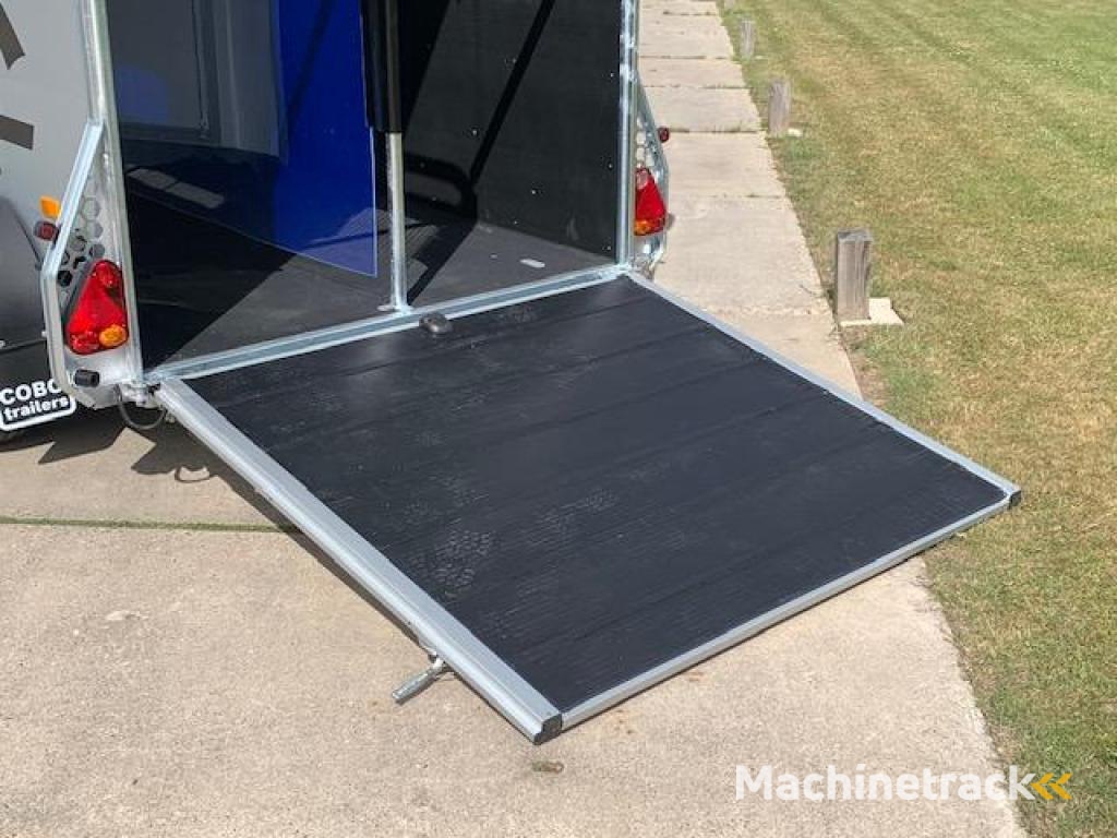 Cheval Liberte Gold 3