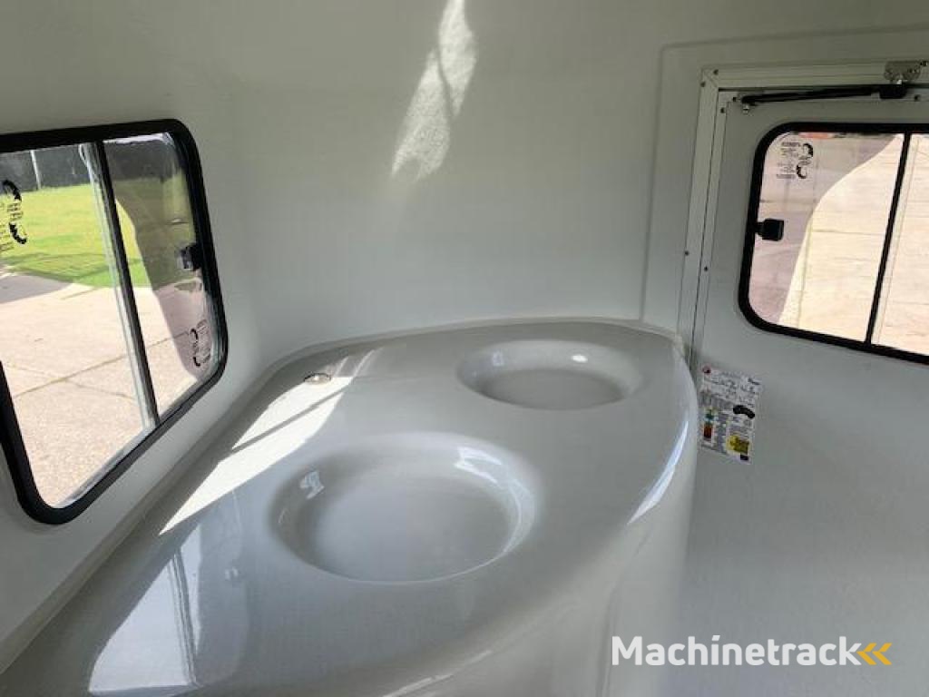 Cheval Liberte Gold 3