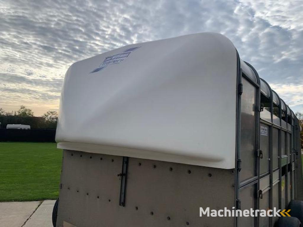 IFOR Williams Trailer TA510G12