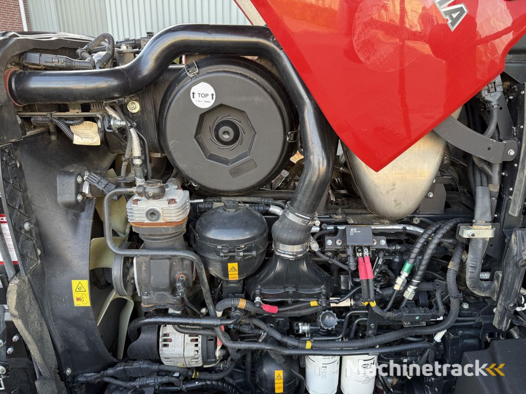 Case IH Puma 240 CVXDrive