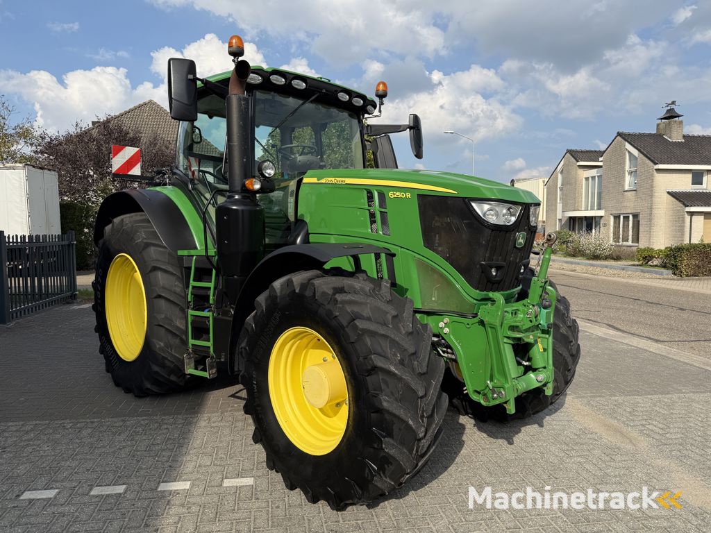 John Deere 6250R Premium Edition Autopowr