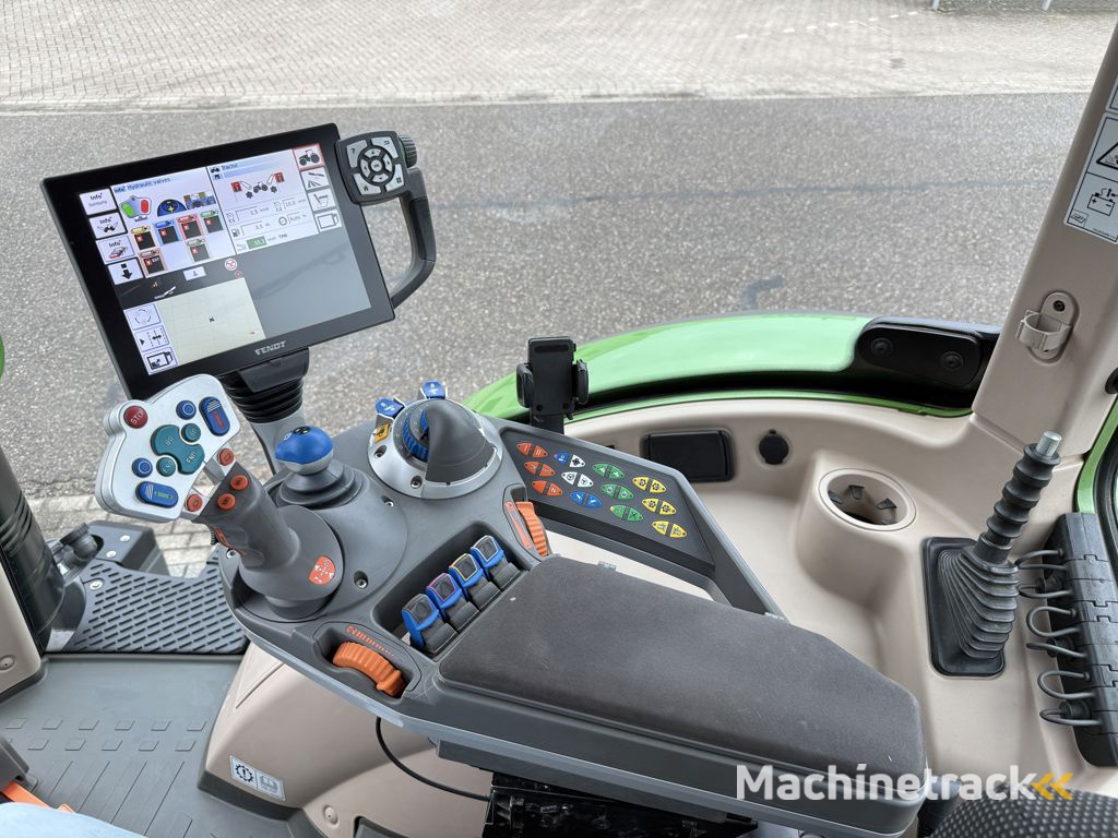 Fendt 720 S4 Vario Profi Plus