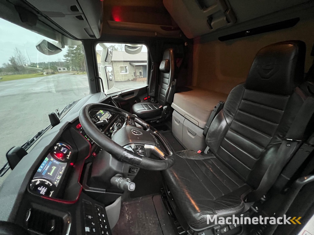 Scania S580 A6X2LB