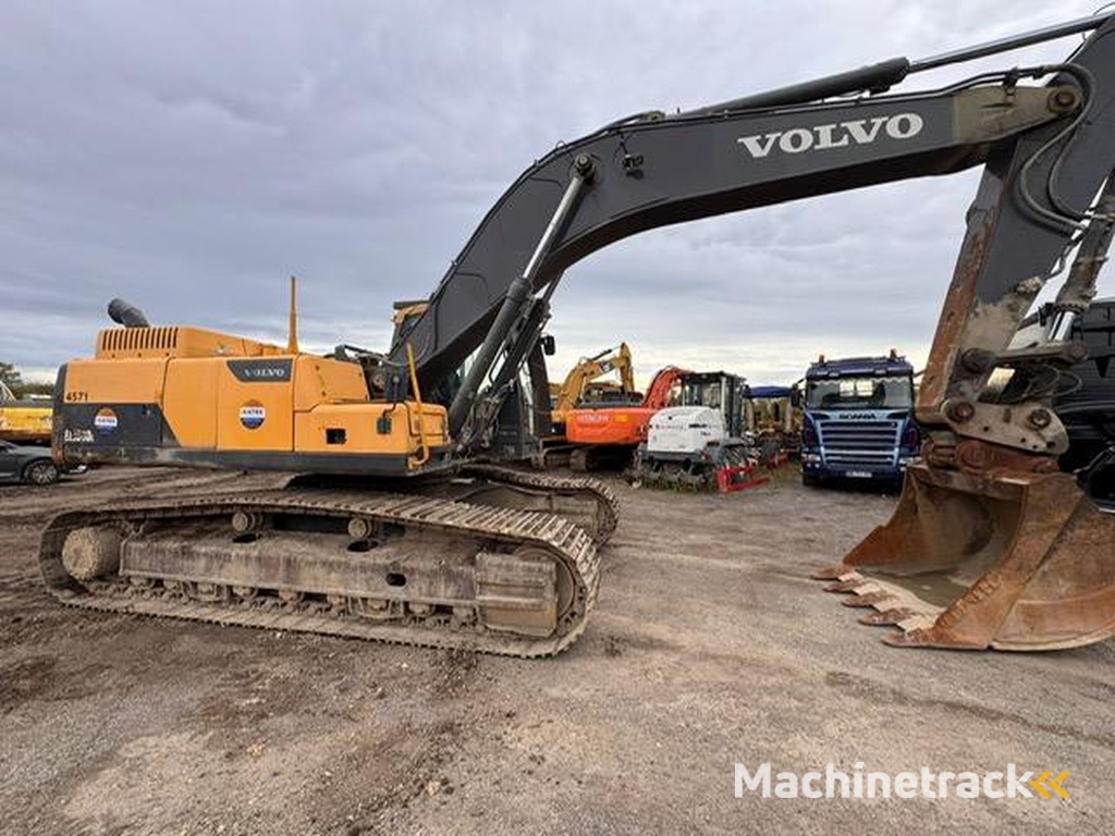 Volvo EC300-D