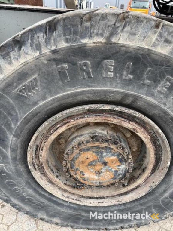 Caterpillar M325D-MH