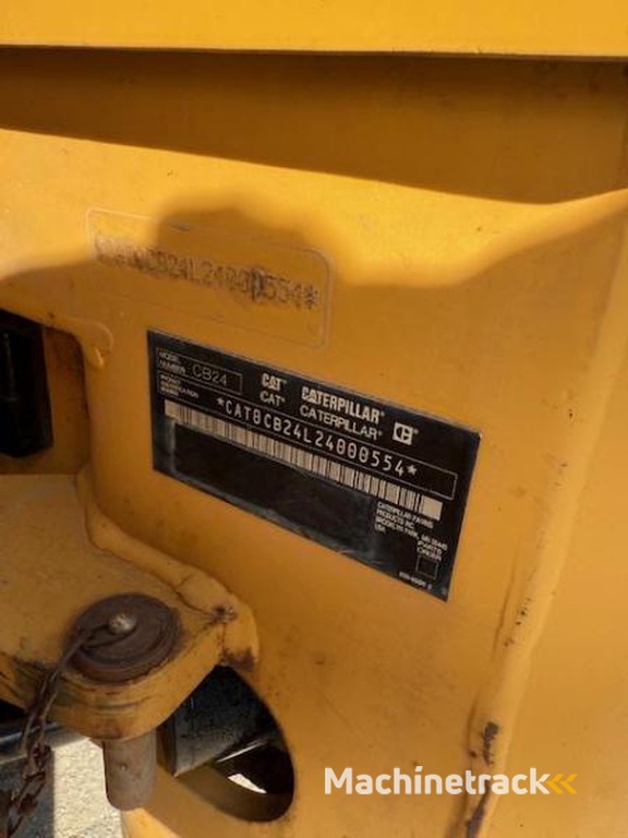 Caterpillar CB24