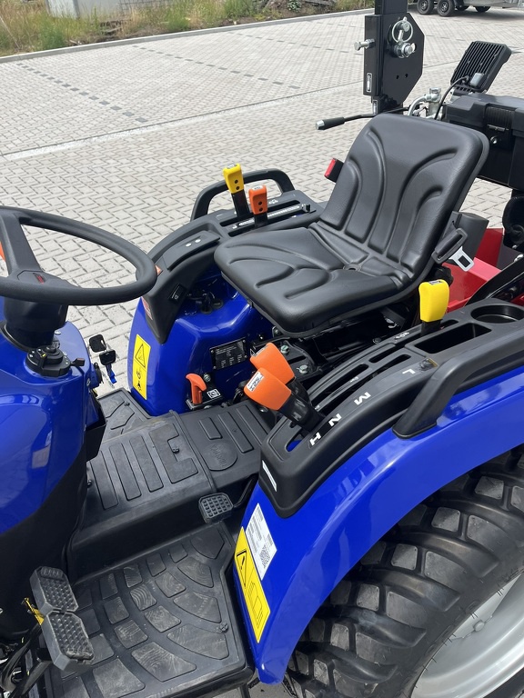 Farmtrac FT26HST