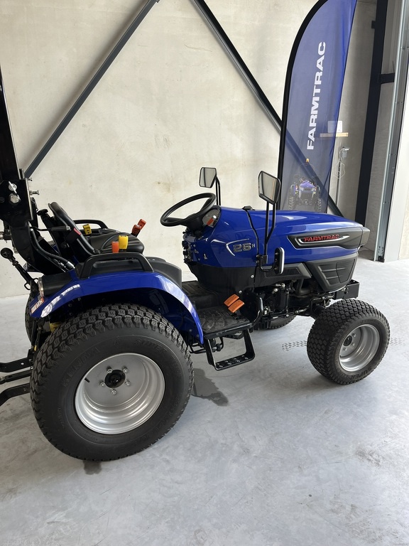 Farmtrac FT26HST DEMO