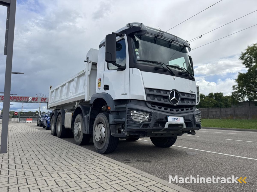 Mercedes Actros