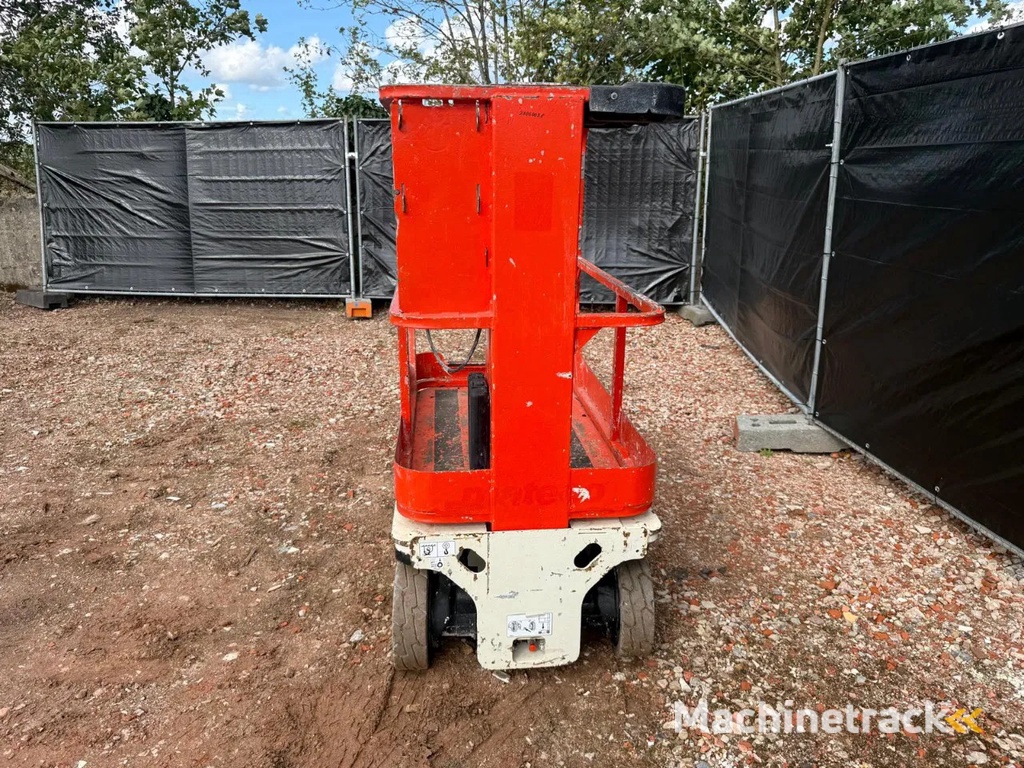 JLG 1230 ES