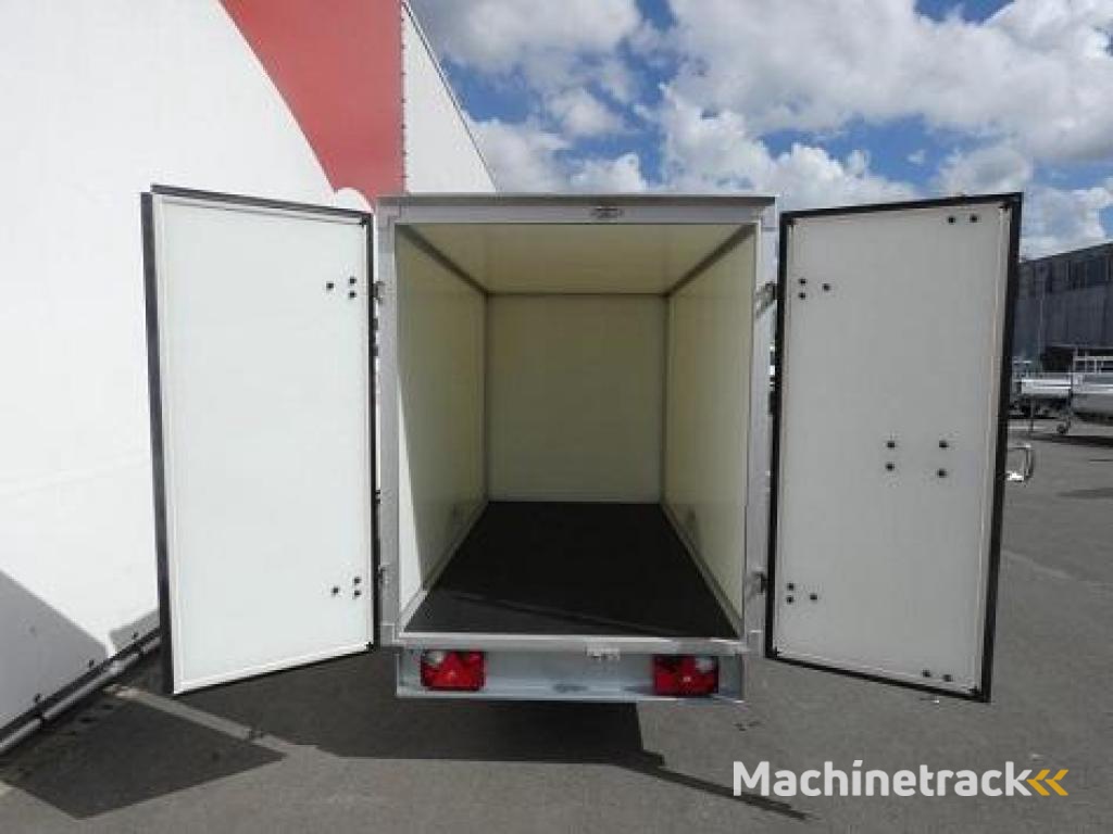 Proline gesloten aanhangwagen