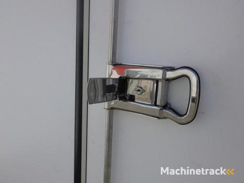 Proline gesloten aanhangwagen