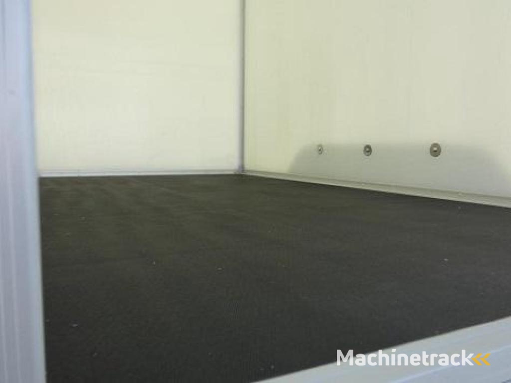 Proline gesloten aanhangwagen