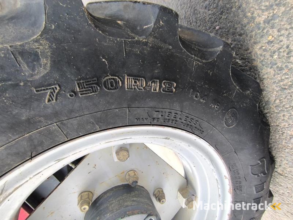 Massey-Ferguson 3640-S-XTRA