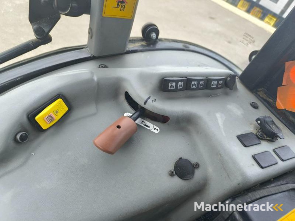 Massey-Ferguson 3640-S-XTRA