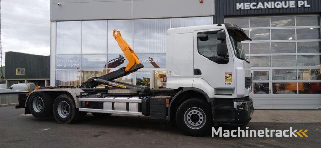 Renault Premium-Lander