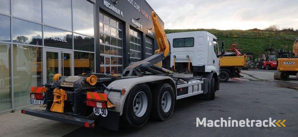 Renault Premium-Lander