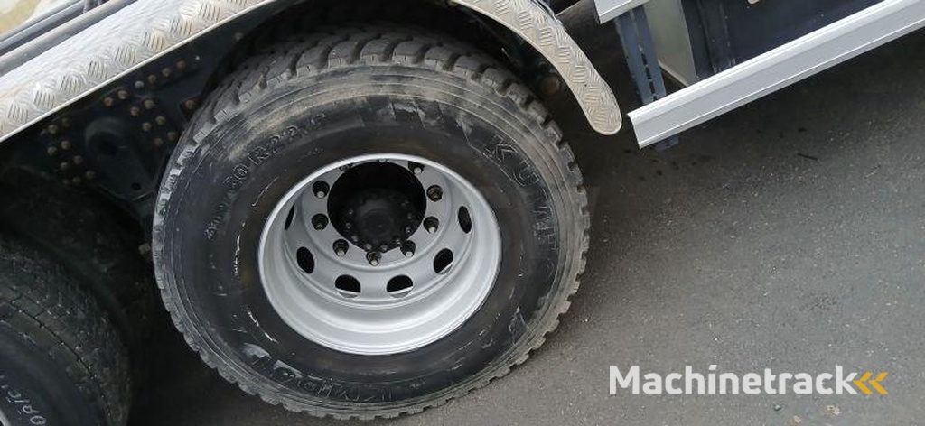 Renault Premium-Lander