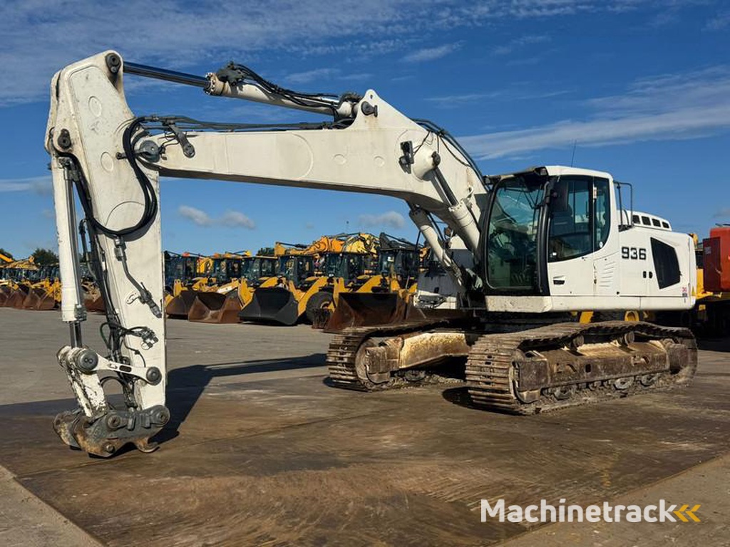 Liebherr R936