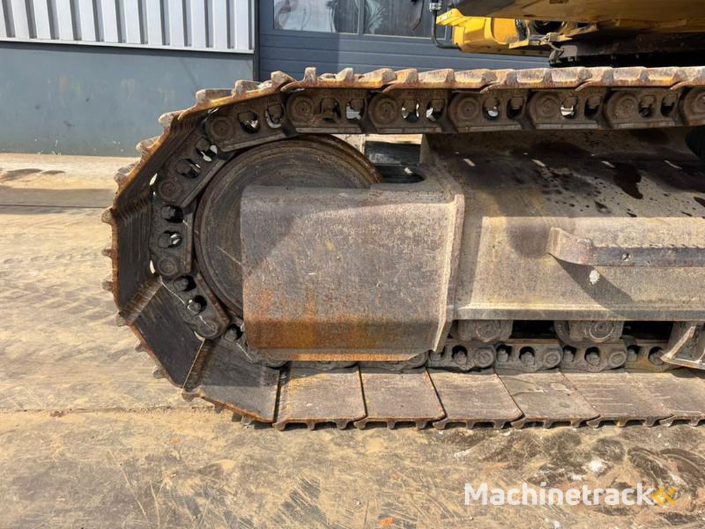 Caterpillar 323EL