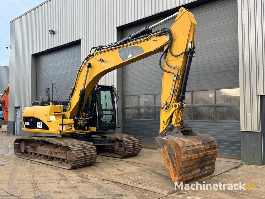 Caterpillar 319DL