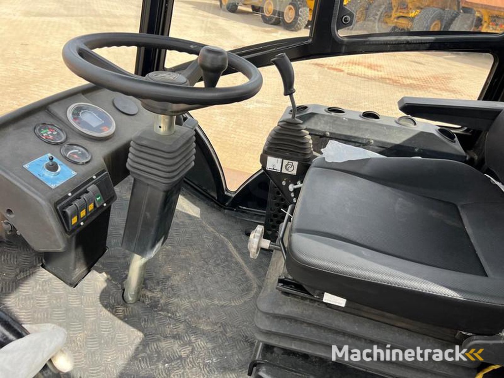 JCB VM166D