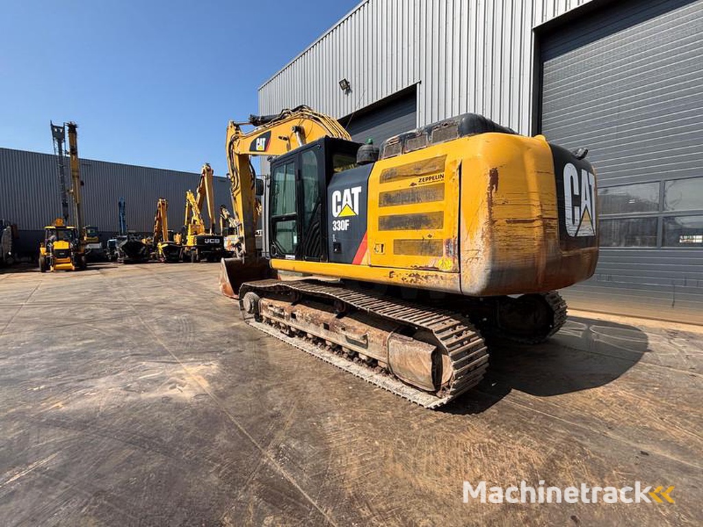 Caterpillar 330