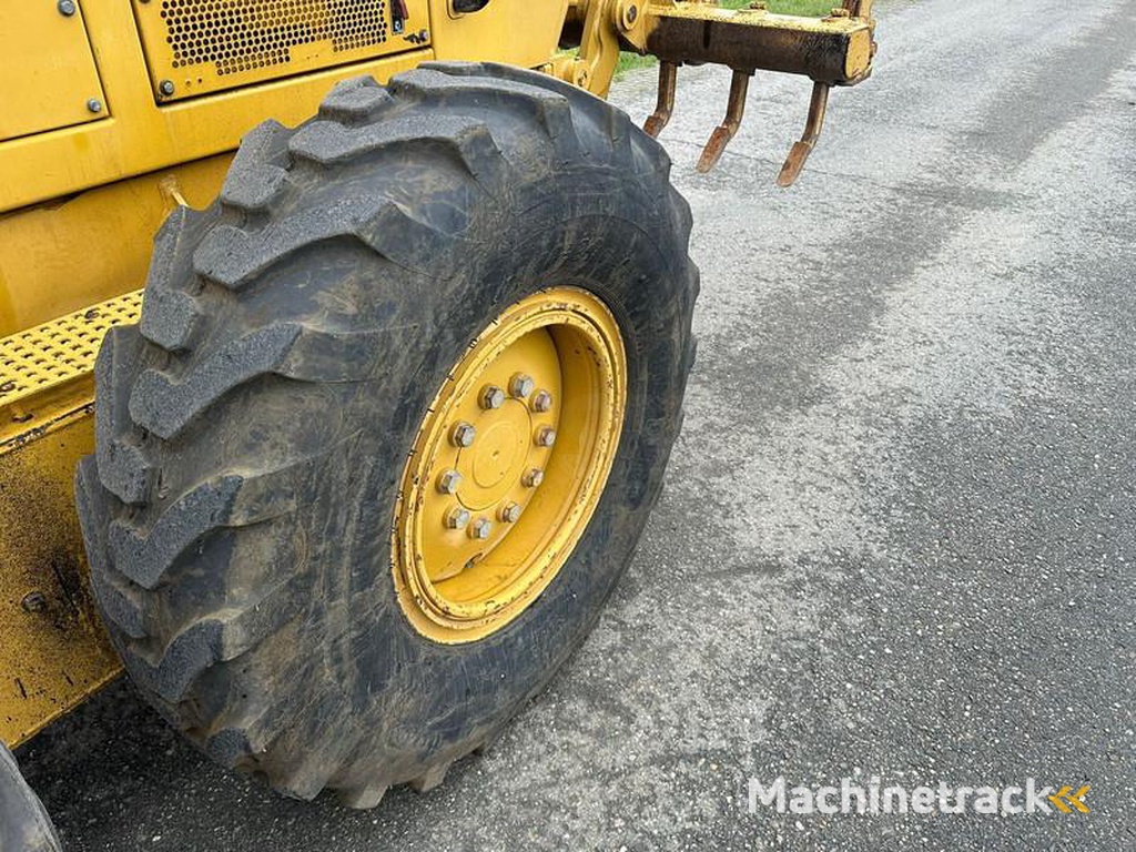 Caterpillar 140M-Ripper-Pushblock