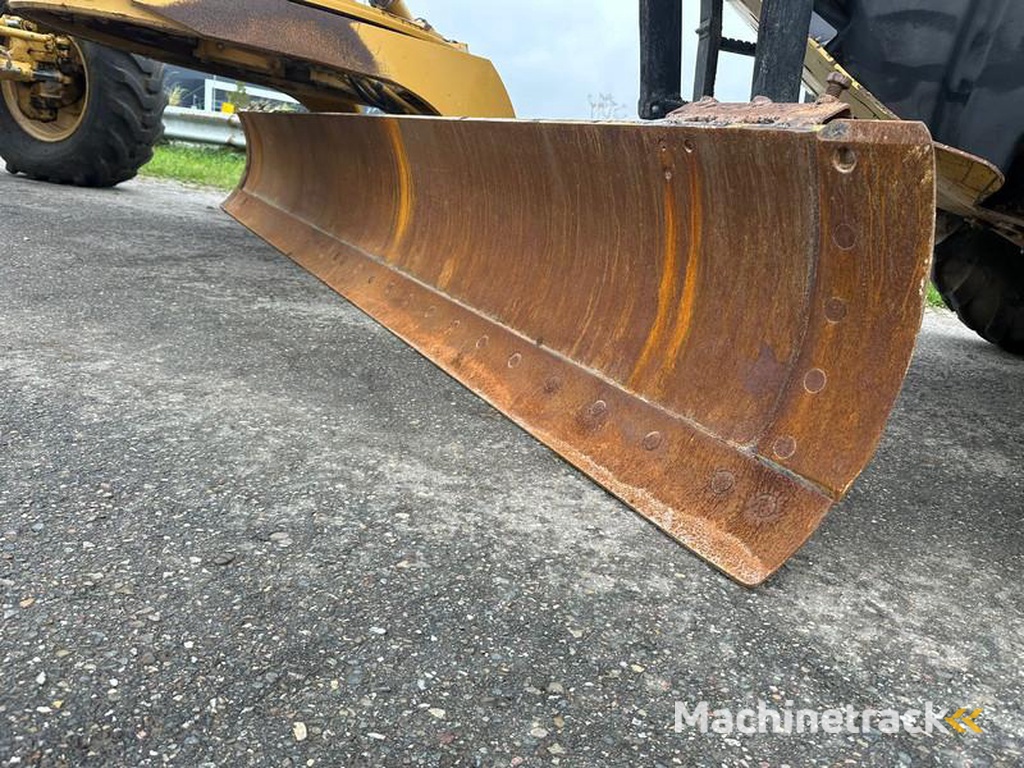 Caterpillar 140M-Ripper-Pushblock